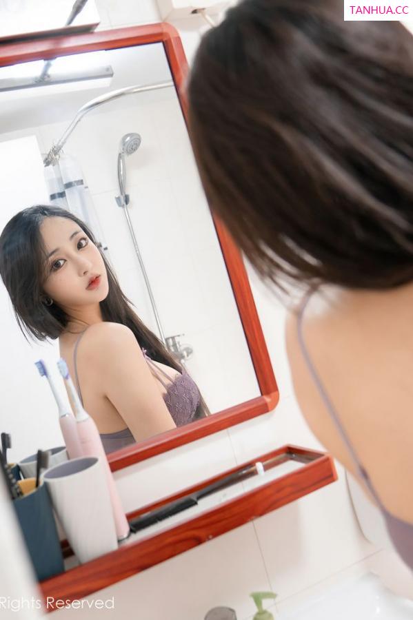 林子欣  [XiuRen]高清写真图 2020.08.07 No.2419 林子欣Freya第33张图片